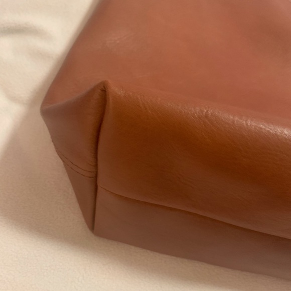 Madewell Transport Tote - Picture 9 of 14